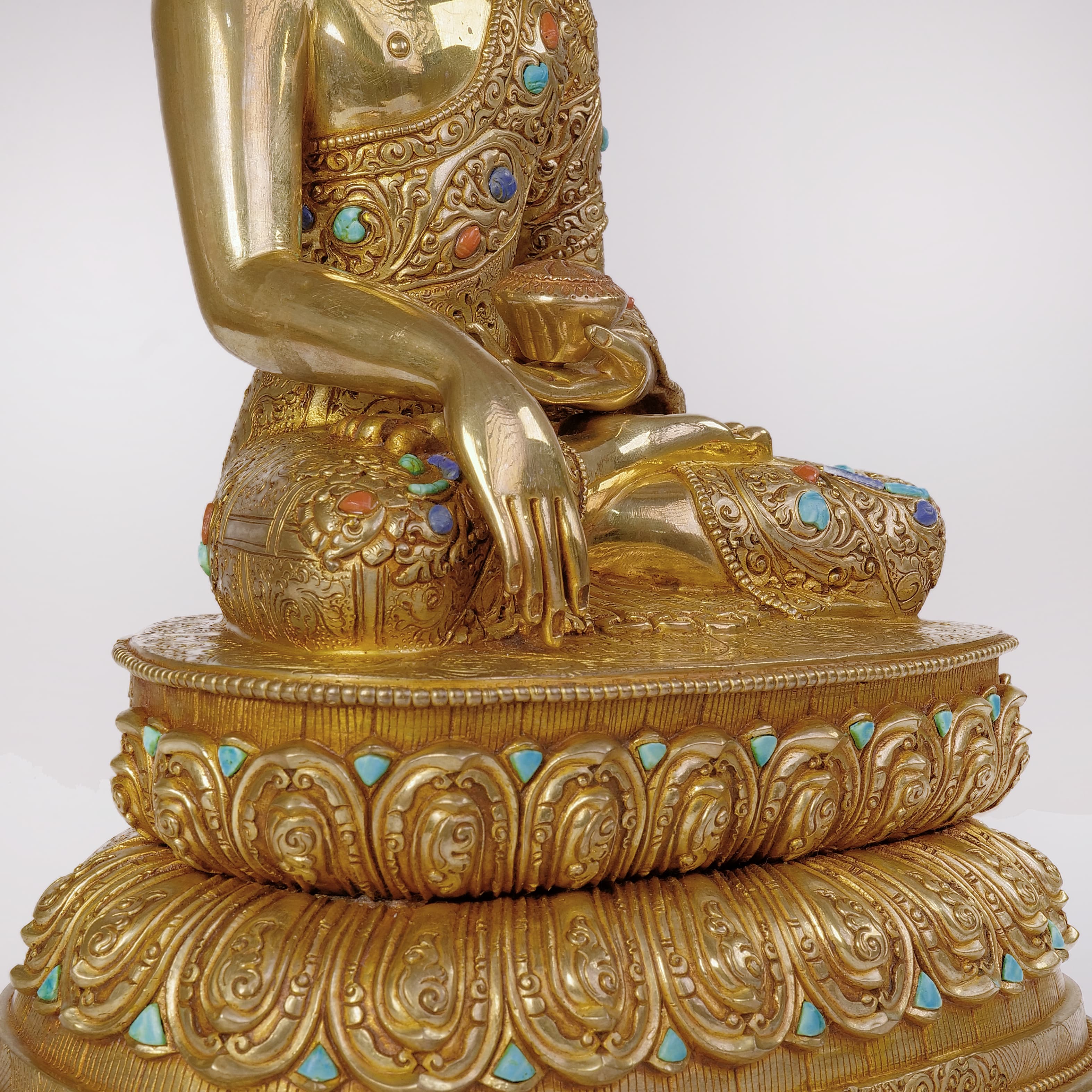 Shakyamuni Buddha with stone (Medium) 9